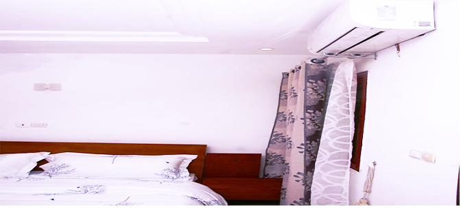 Chambre Simple lumineuse